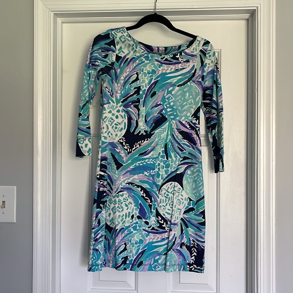 Lilly pulitzer pineapple dress 💜💙🩵 - Picture 2 of 5